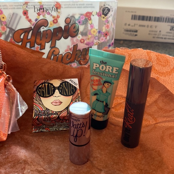 Benefit Hippie Go Lucky Makeup Kit - Picture 5 of 8